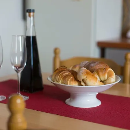 Rita Apartman *